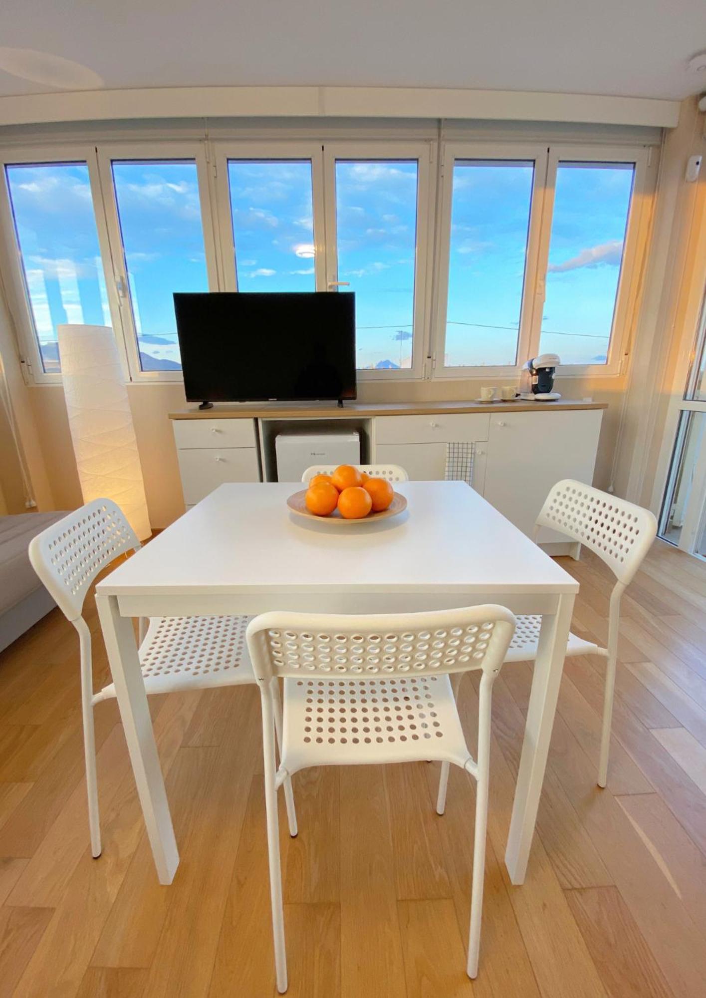 Modern Flat Close To Beach إل كامبيلو المظهر الخارجي الصورة